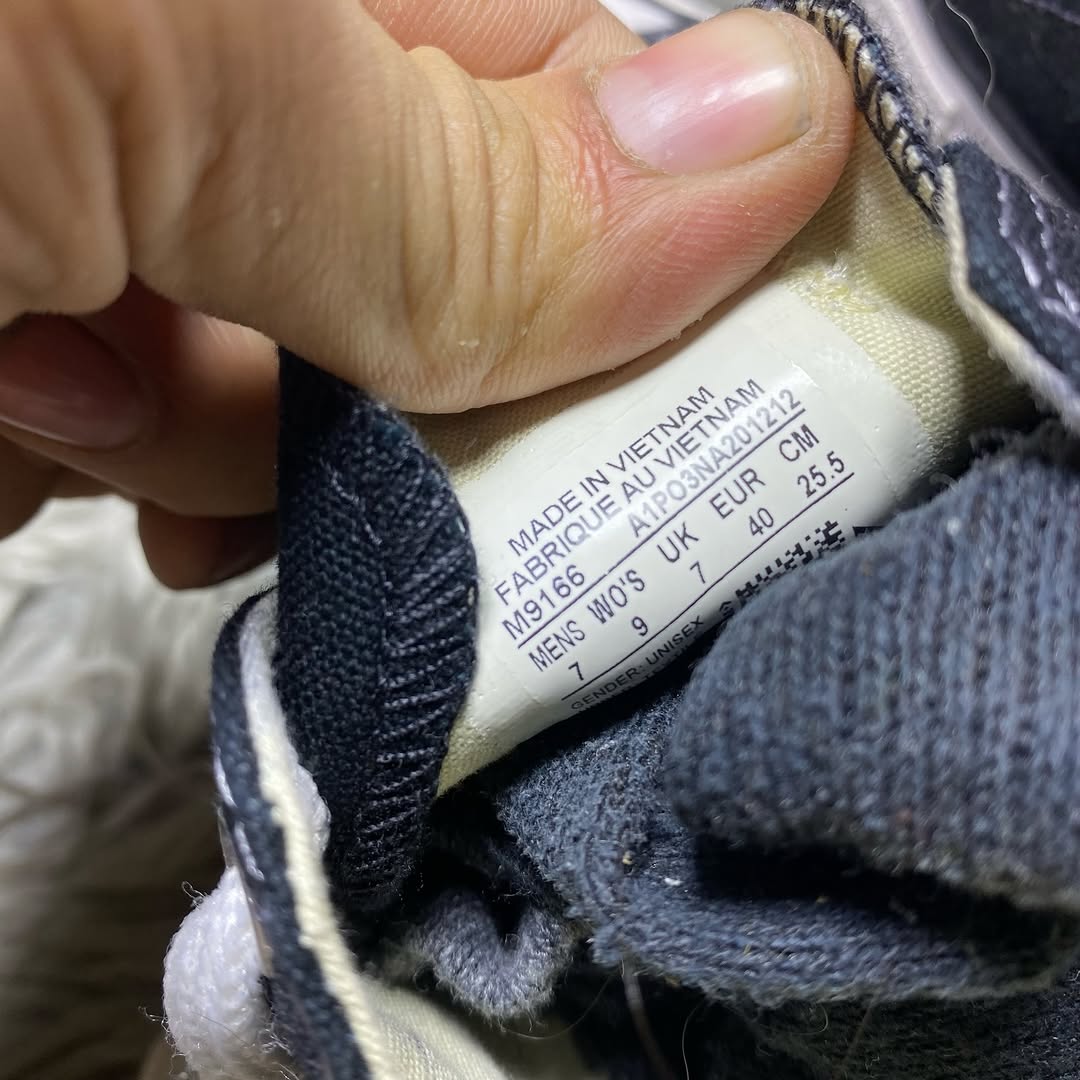 Converse Low Top (40)