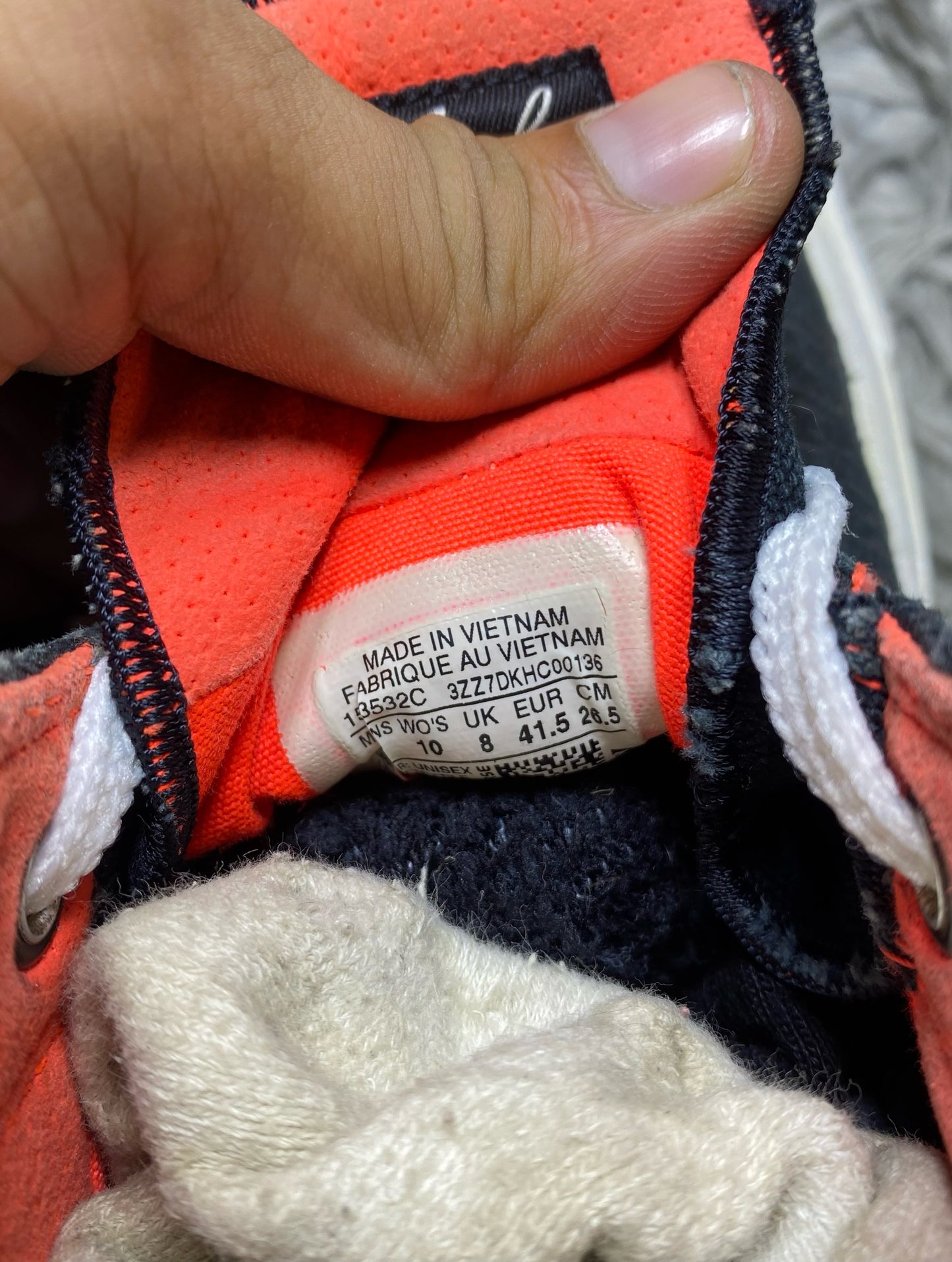 Converse High Top (41.5)