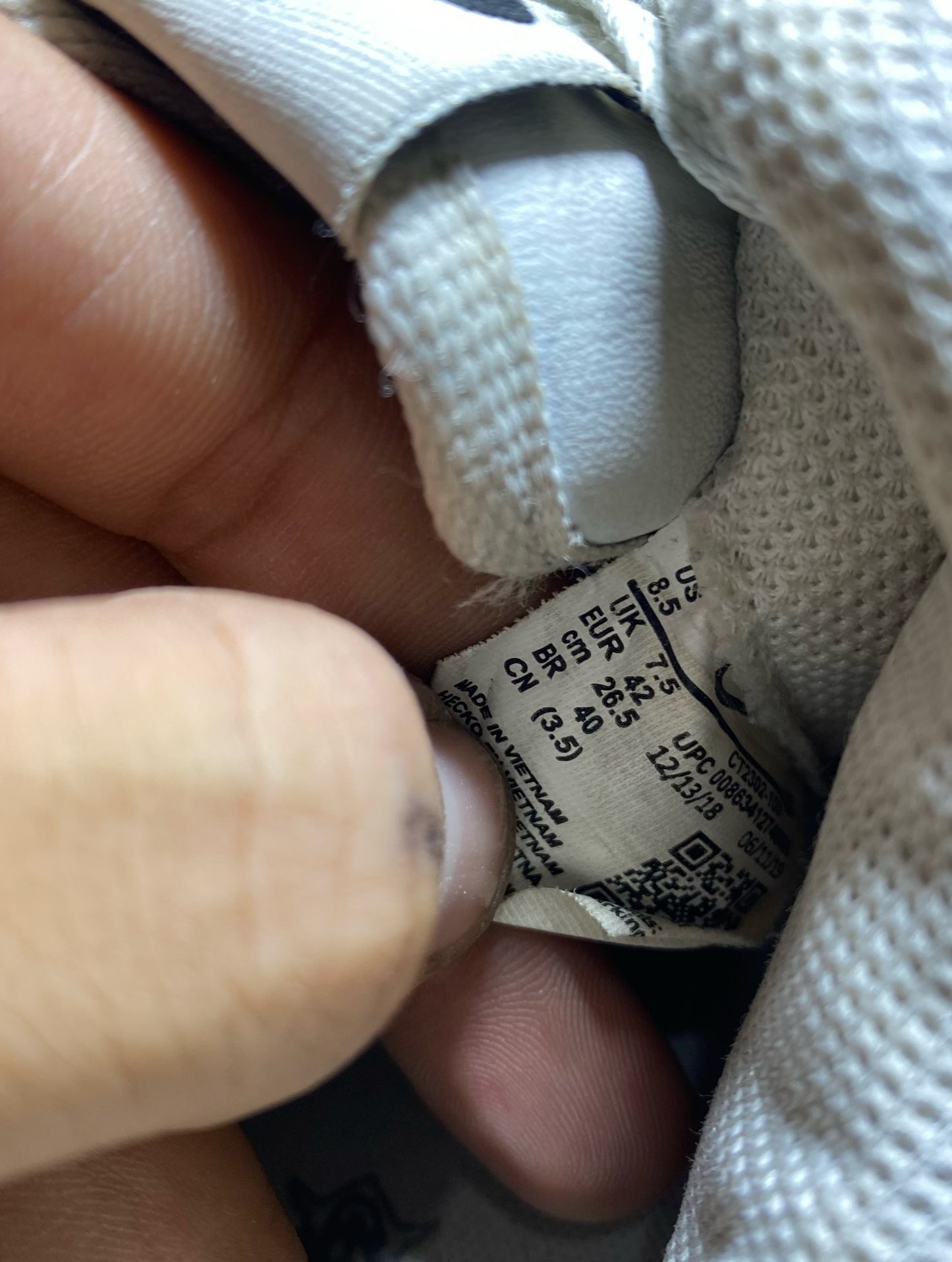Nike Shoes Size (42)