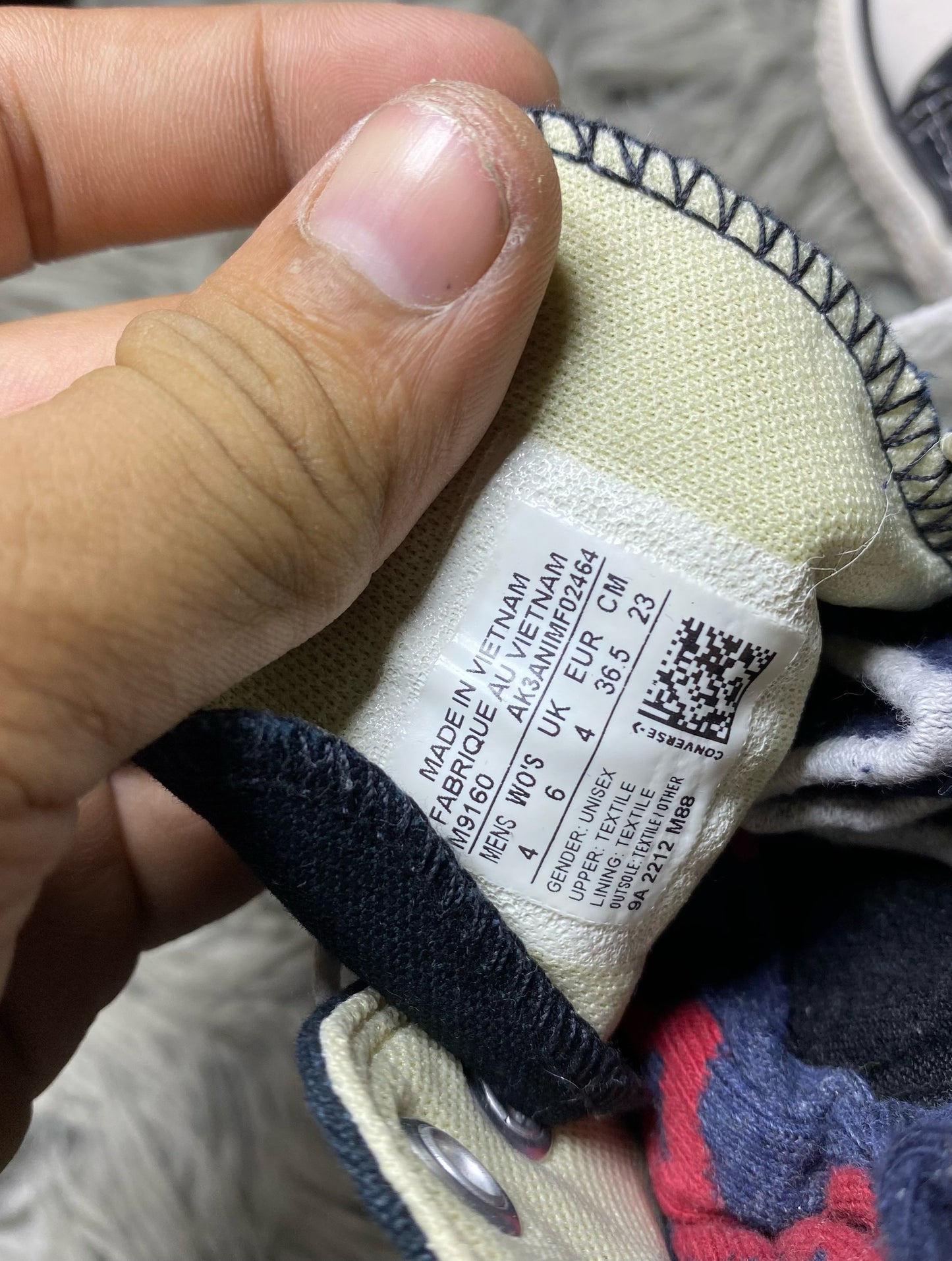 Converse High Top (36.5)