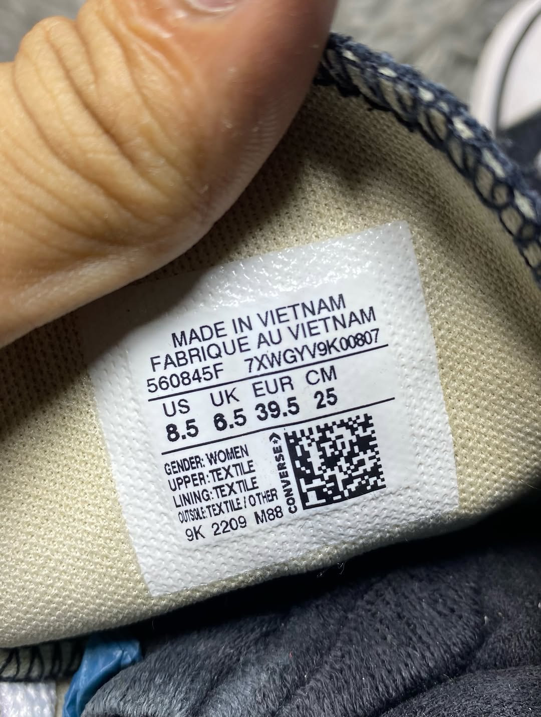 Converse High Top (39.5)2456