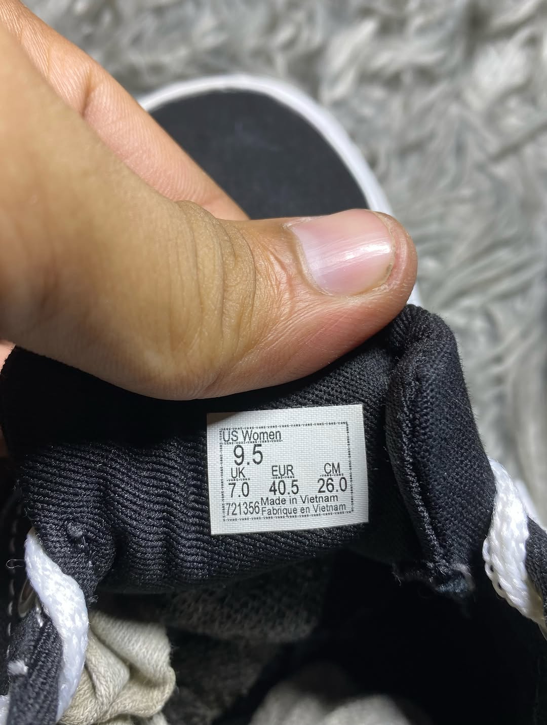 Vans Low Top (40.5)