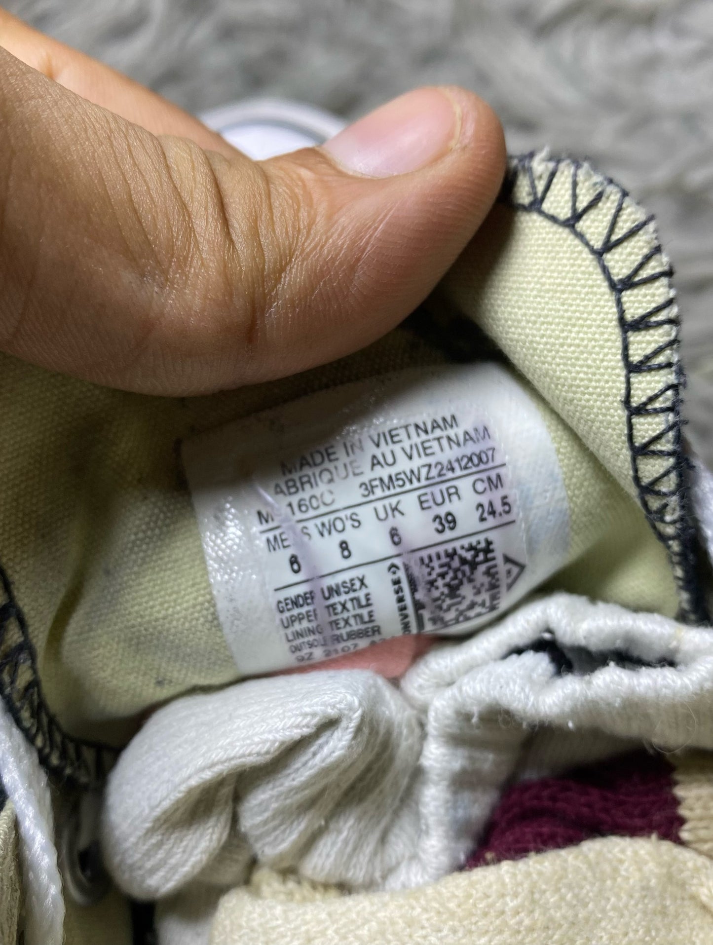 Converse High Top (39)
