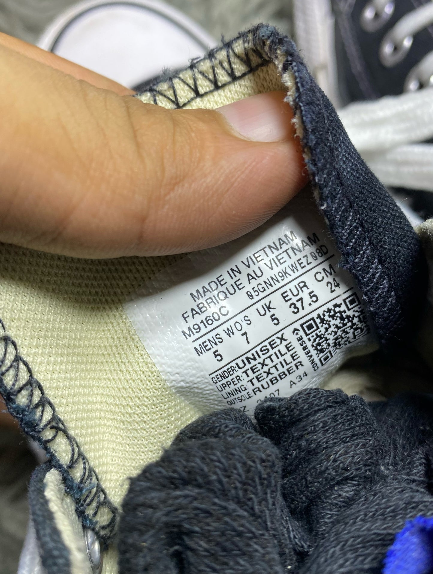 Converse High Top (37.5)