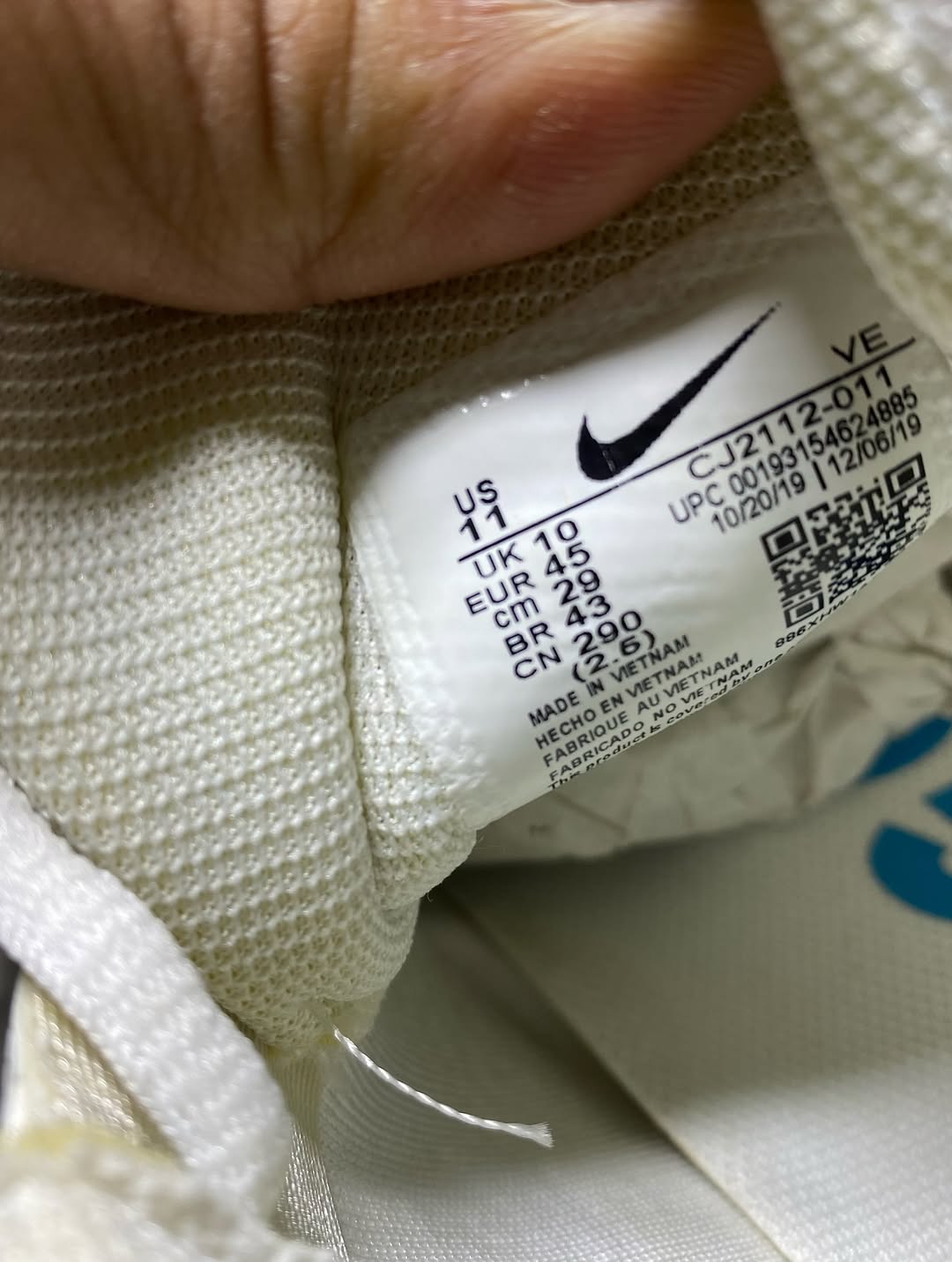 Nike ZoomX Series (Size 45) (MADE IN VIETNAM)