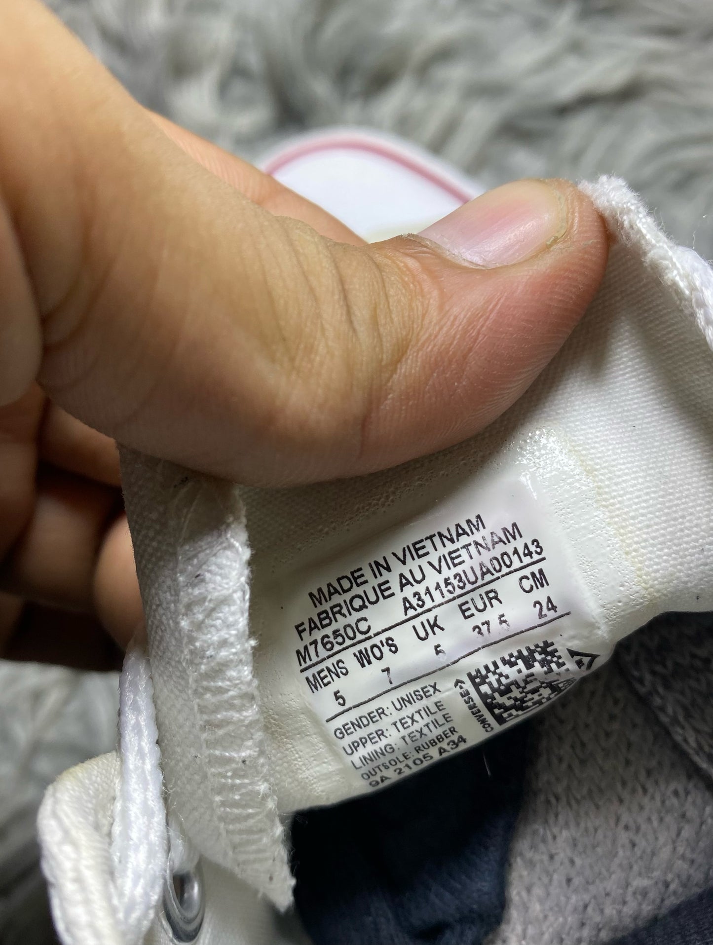 Converse High Top (37.5)