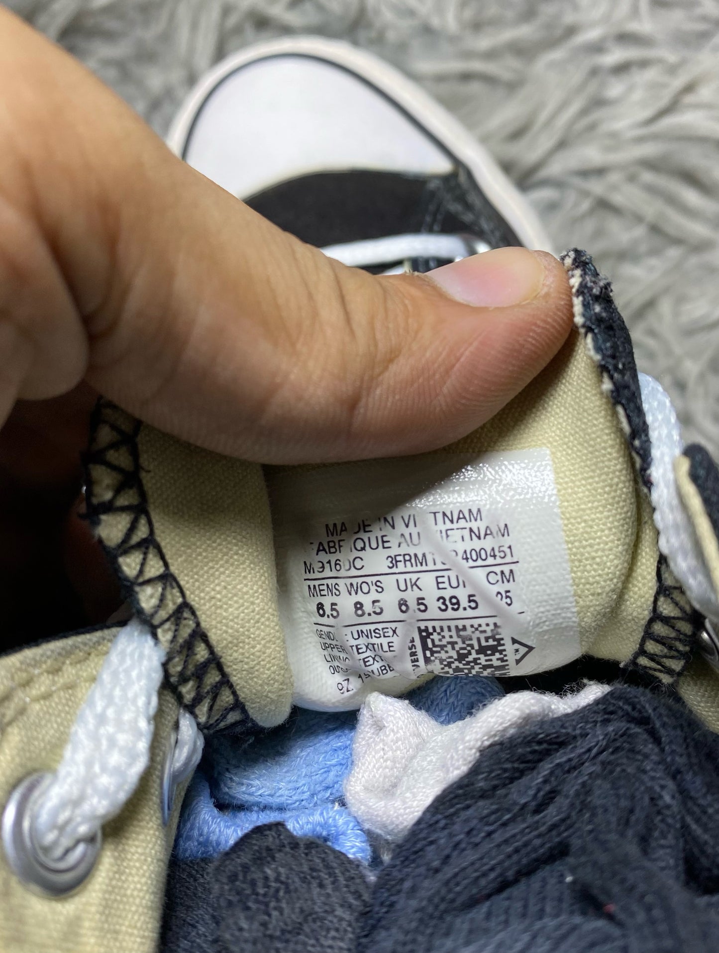 Converse High Top (39.5)