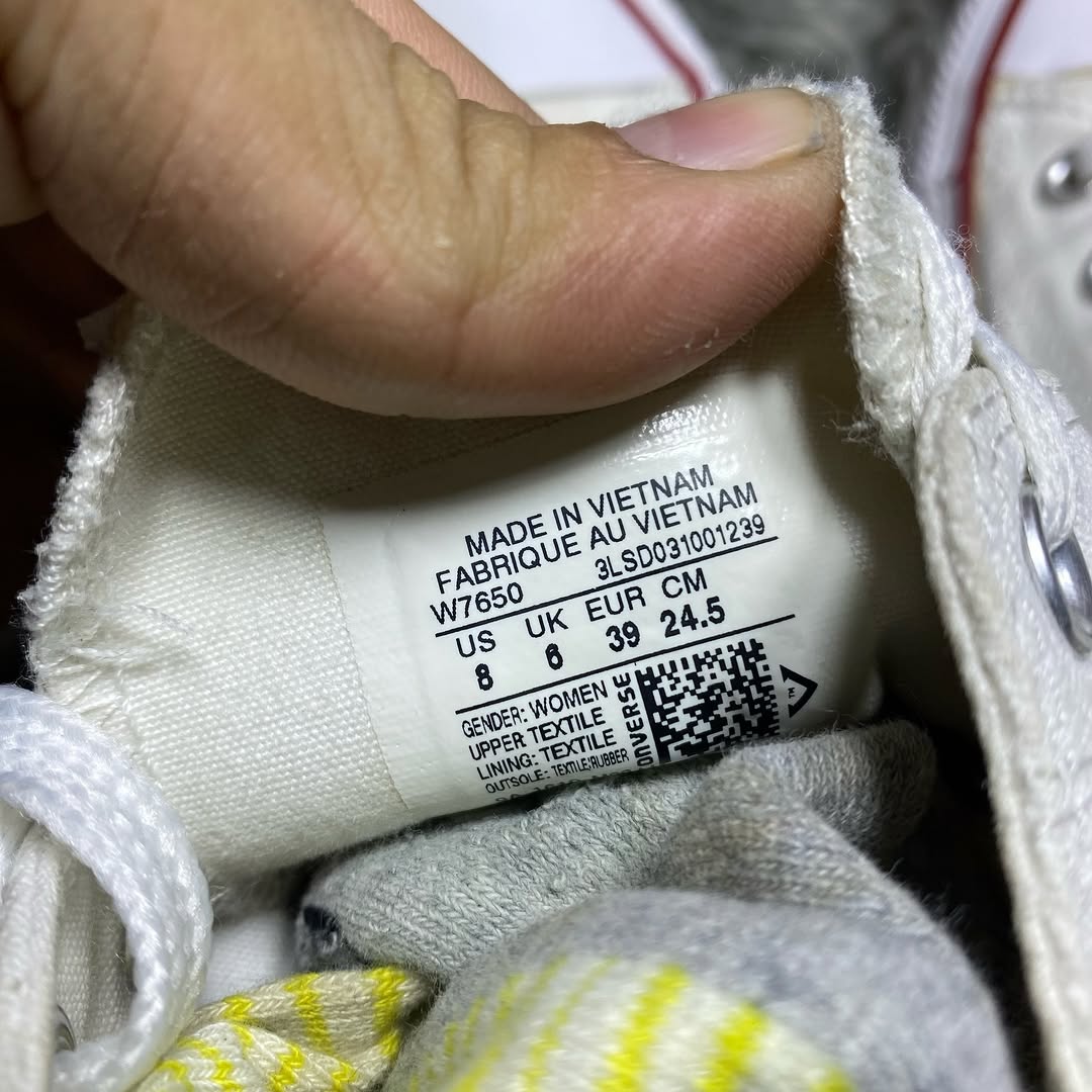 Converse High Top (39)