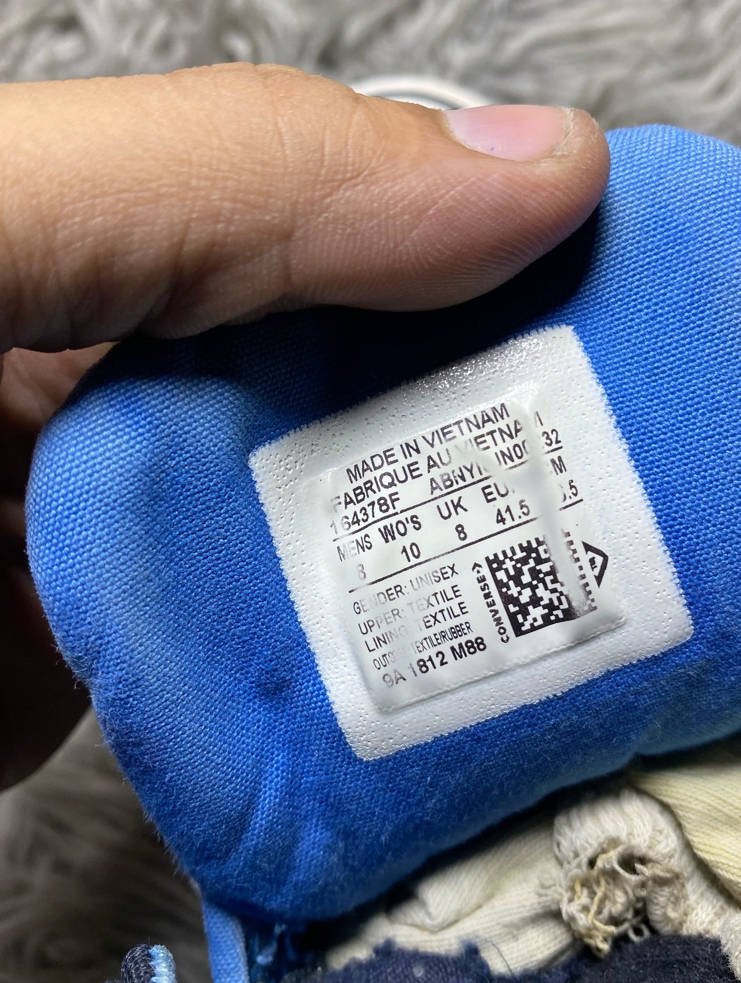 Converse High Top (41.5)