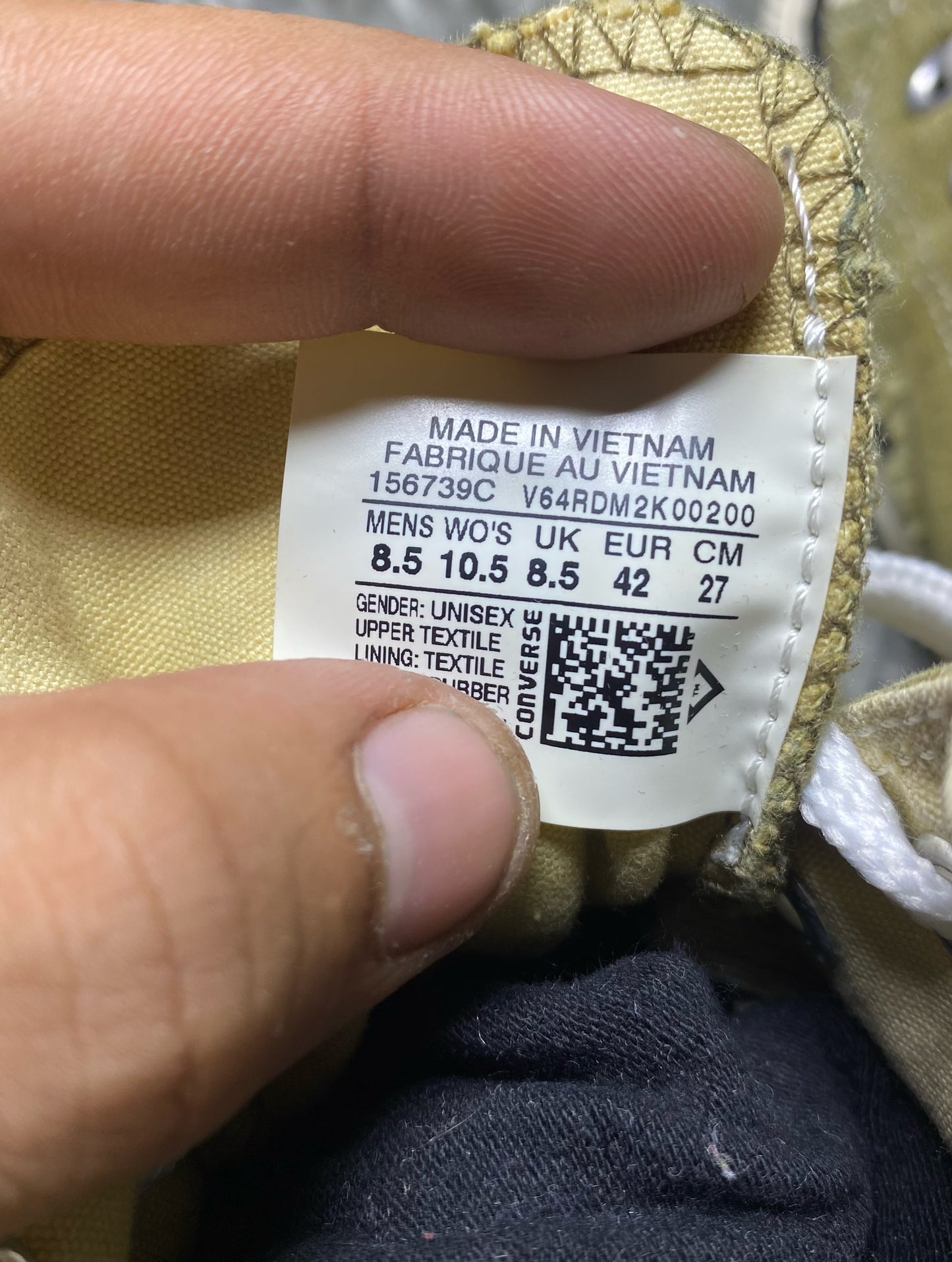 Converse High Top (42)