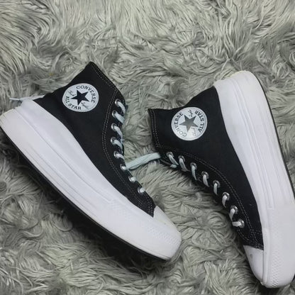 Converse High Top (39.5)