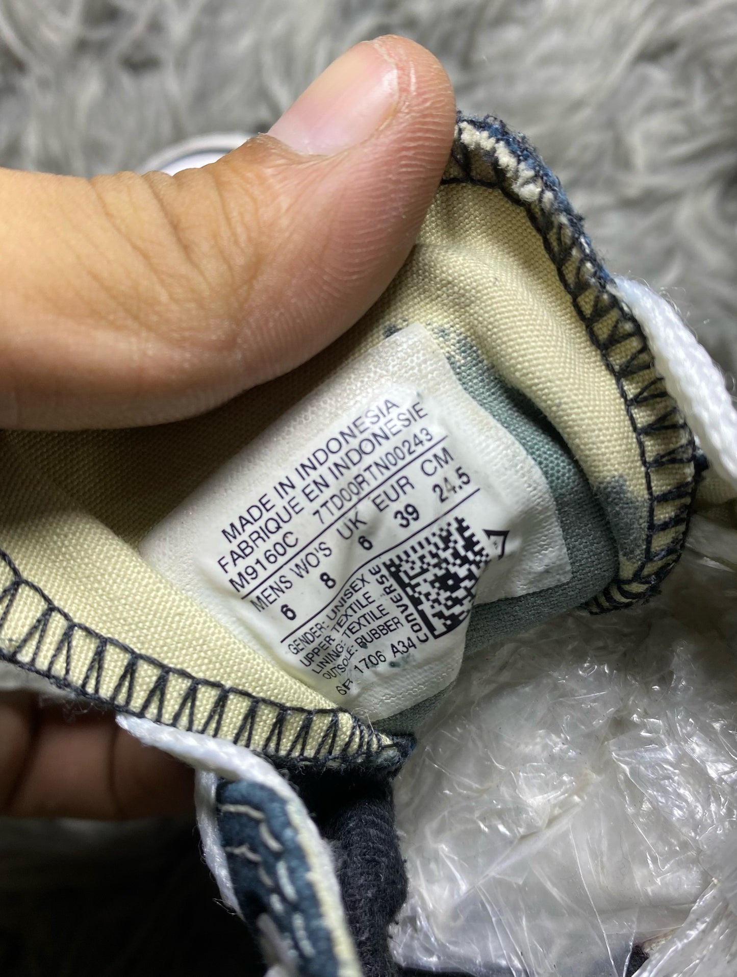 Converse High Top (39)