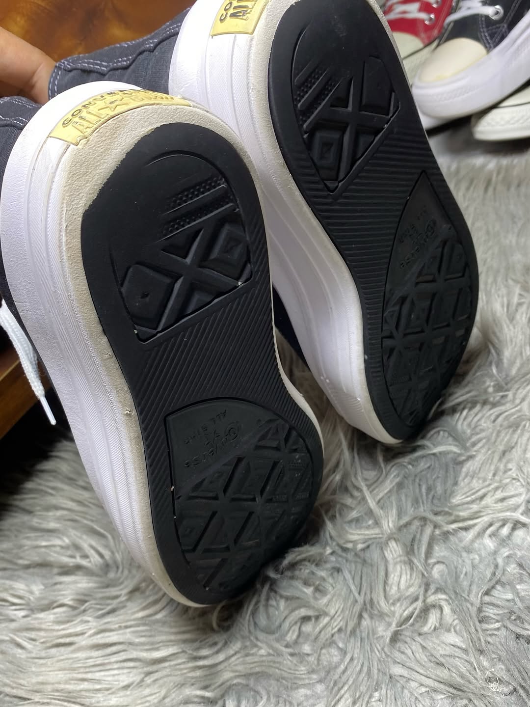 Converse High Top (39.5)