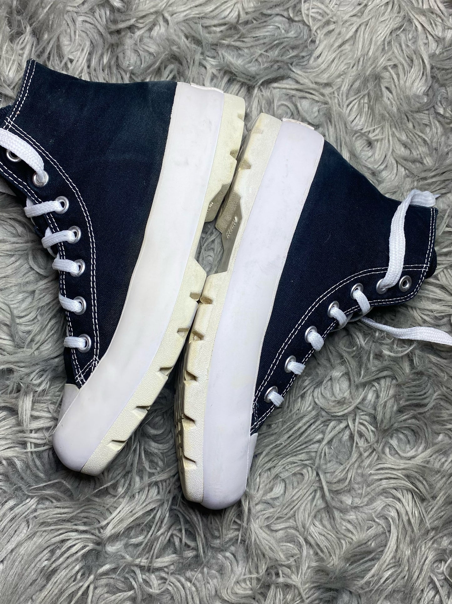 Converse High Top (39)