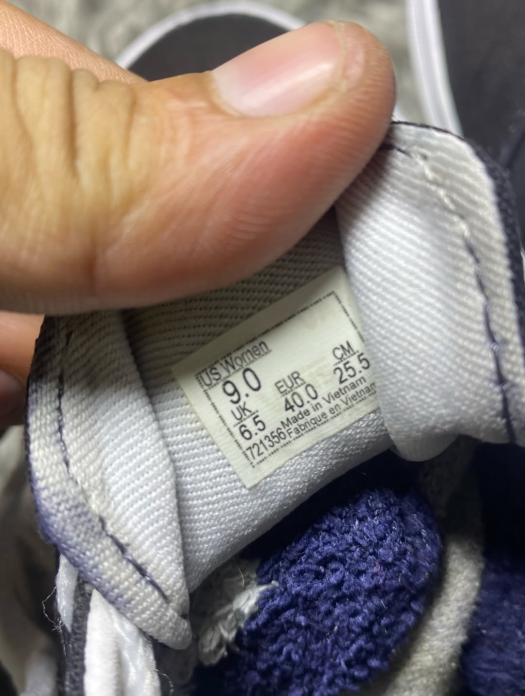 Vans Low Top (40)