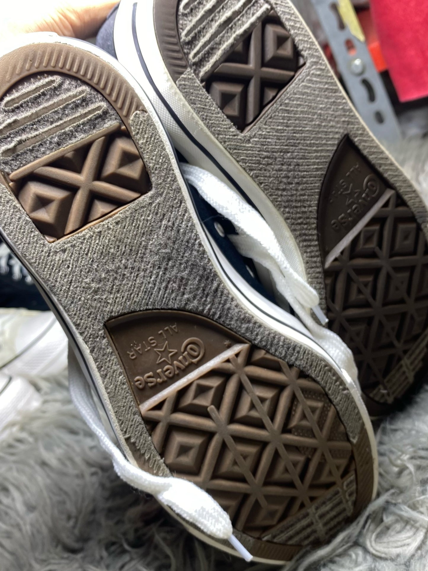 Converse Low Top (41.5)