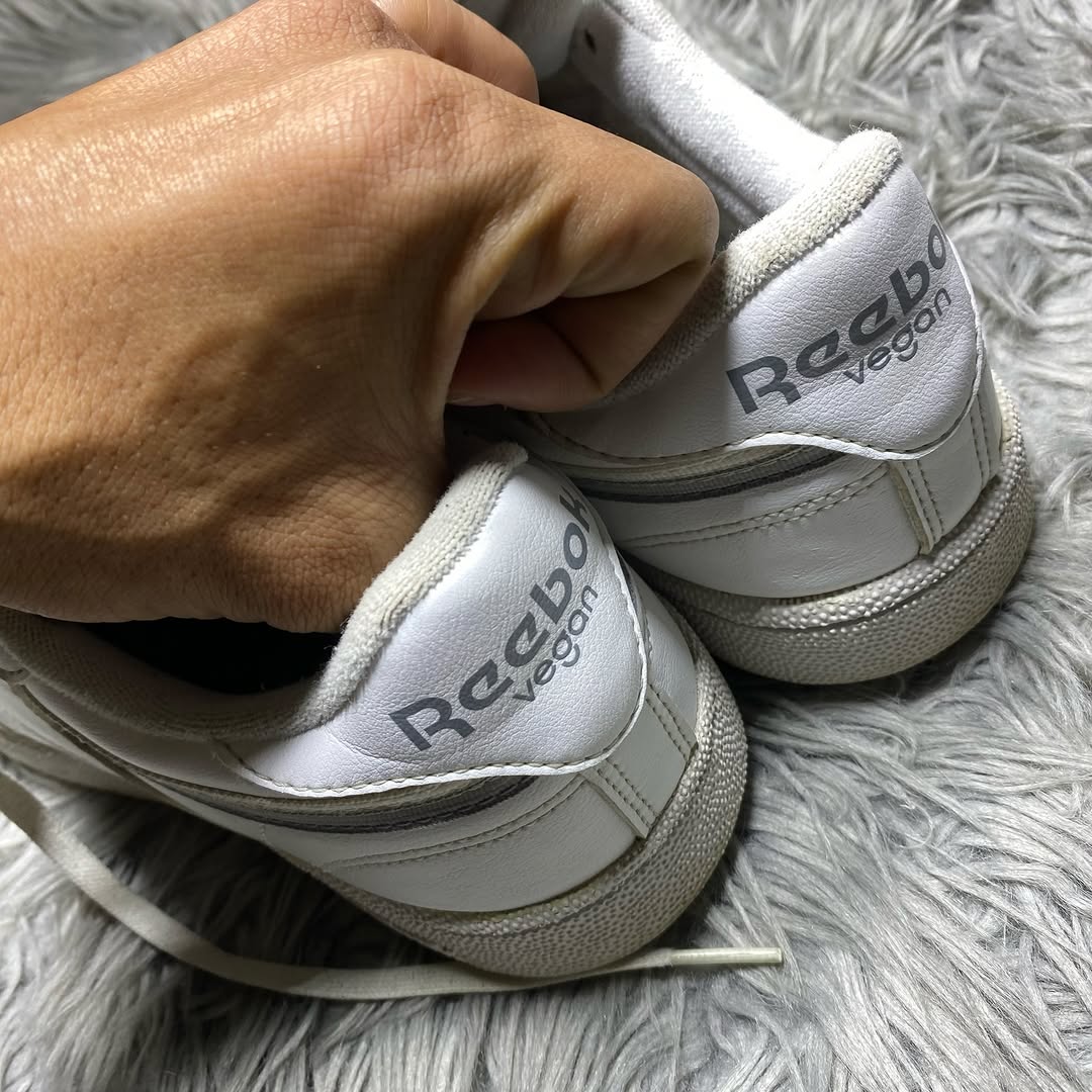 Reebok Vegan Shoes Size (44)