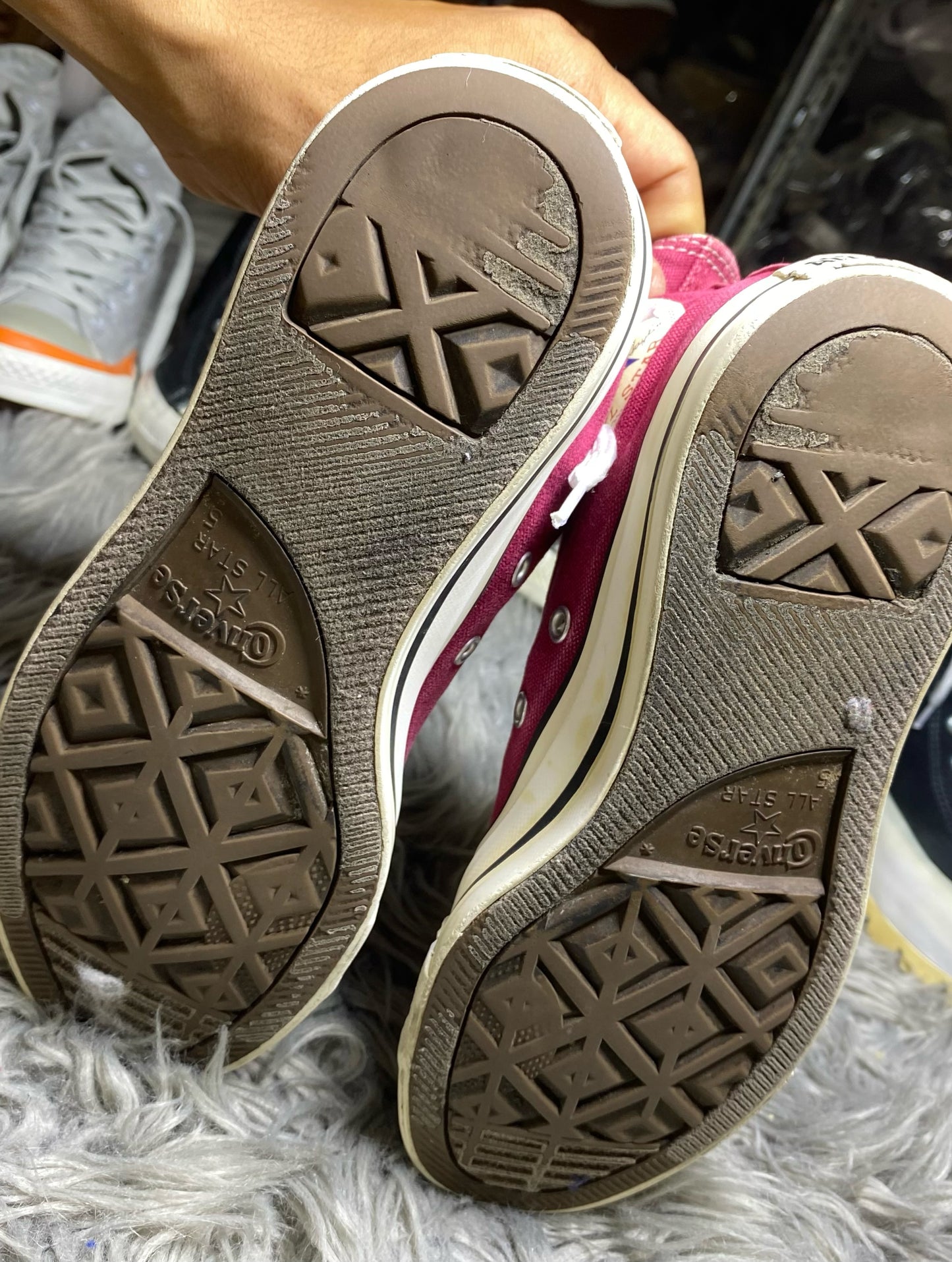 Converse High Top (37.5)