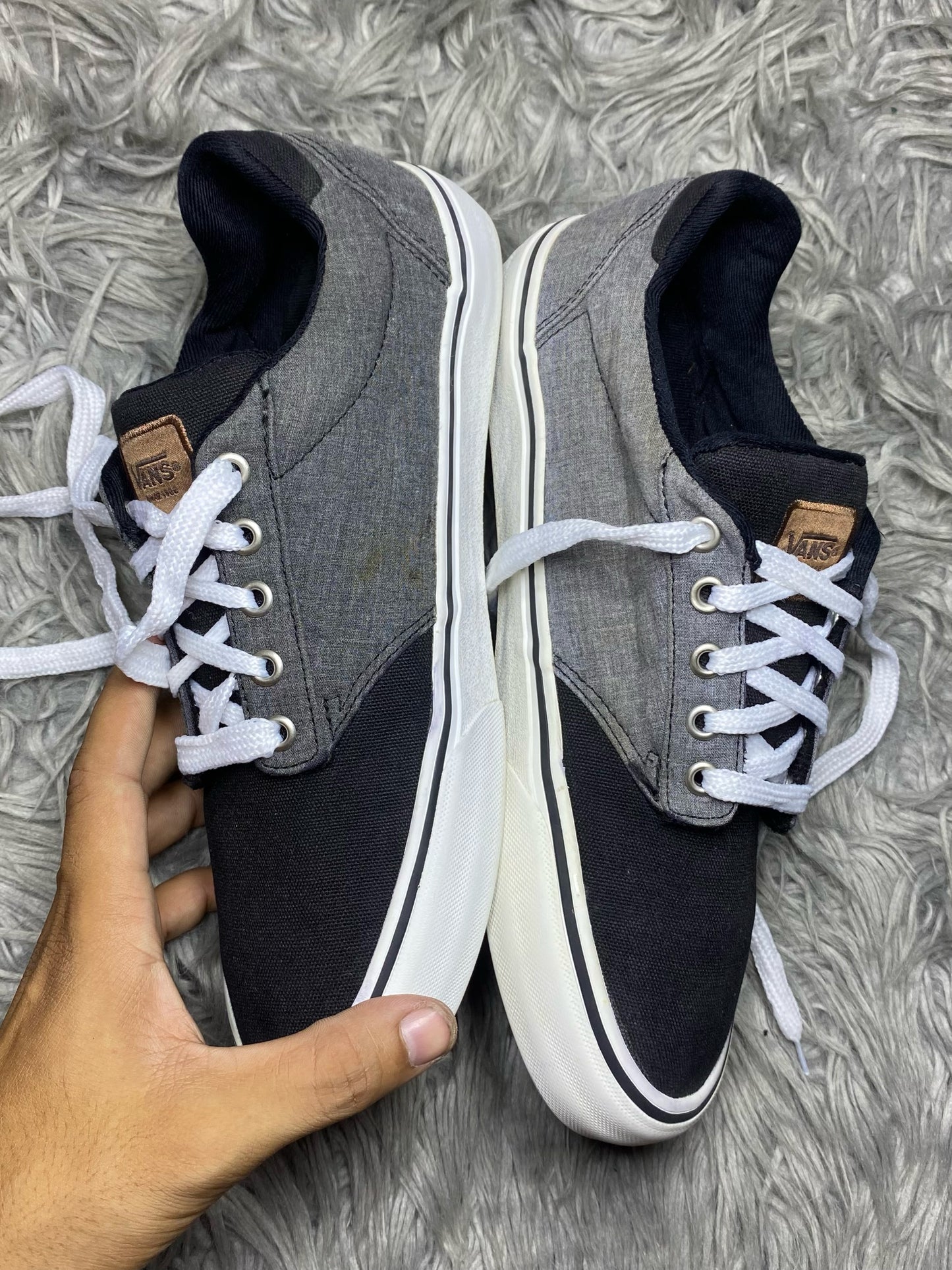 Vans Low Top (42)
