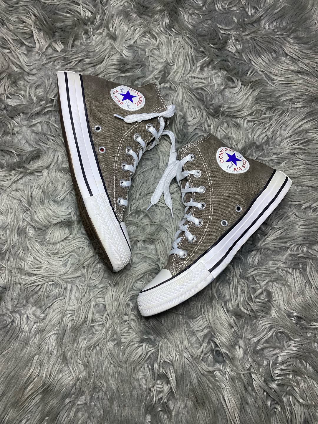Converse High Top (38)