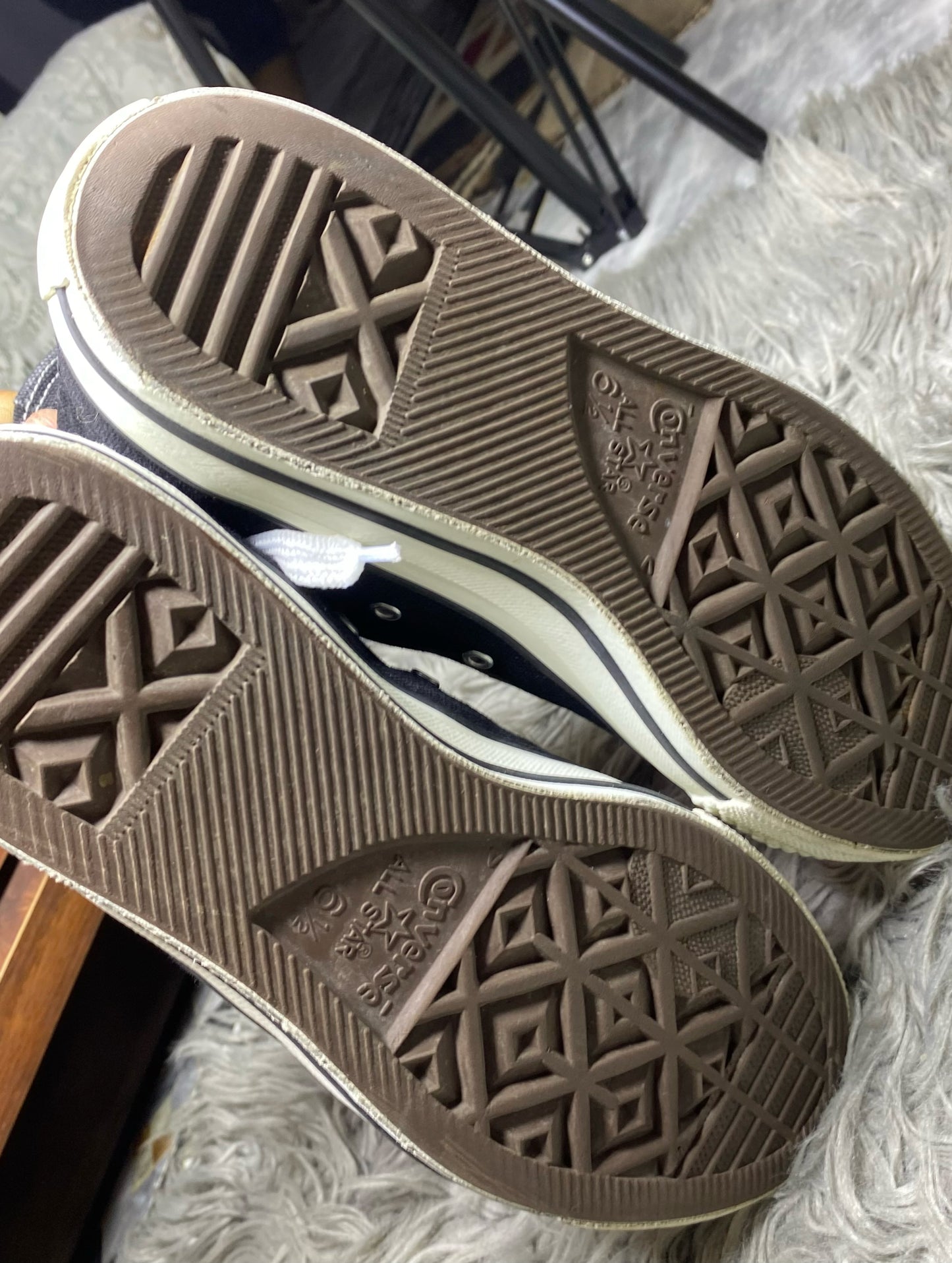Converse High Top (39.5)