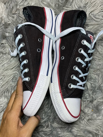 Converse Low Top (41.5)