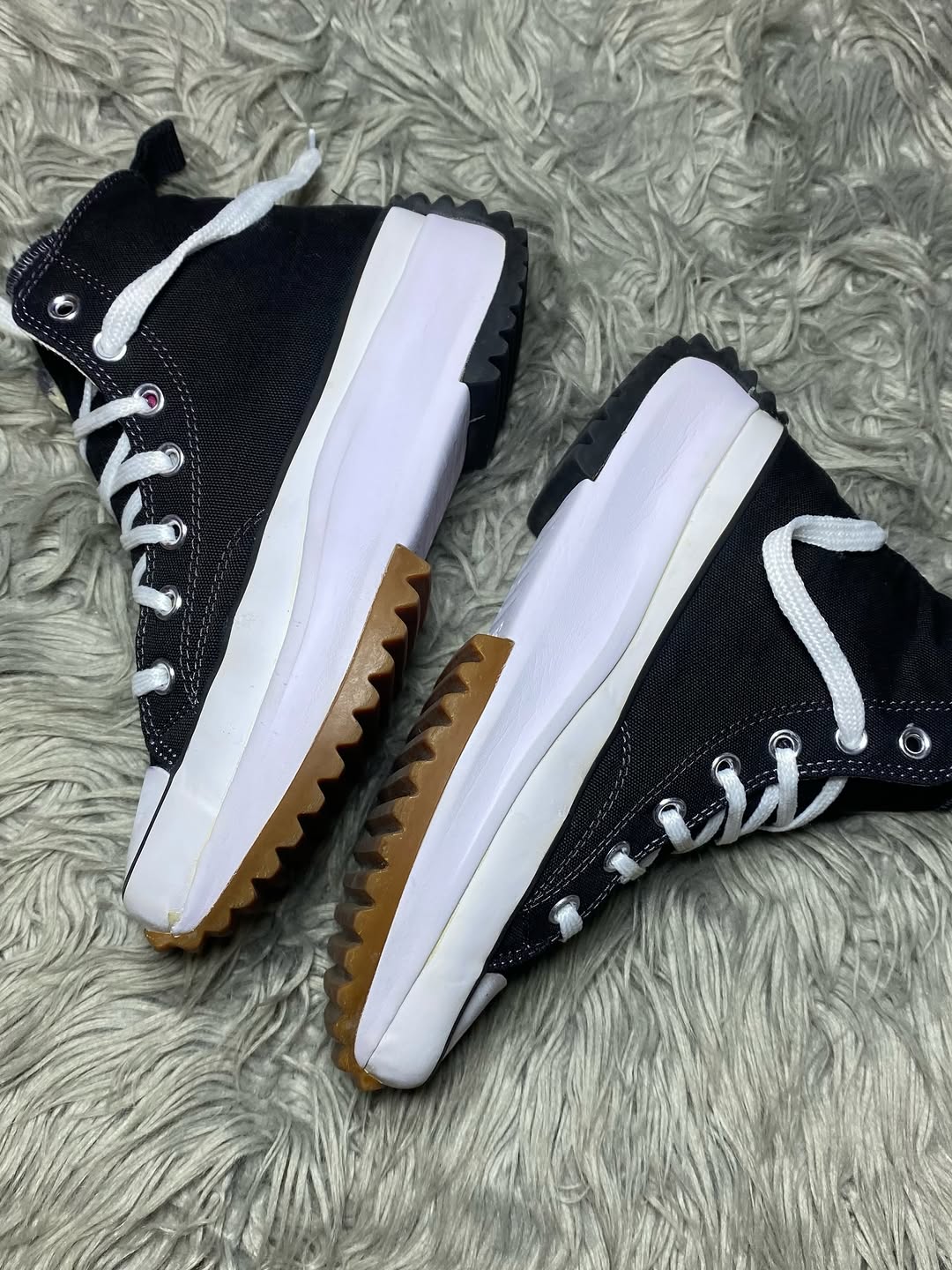 Converse High Top (38.5)