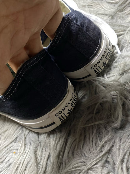 Converse Low Top (39.5)