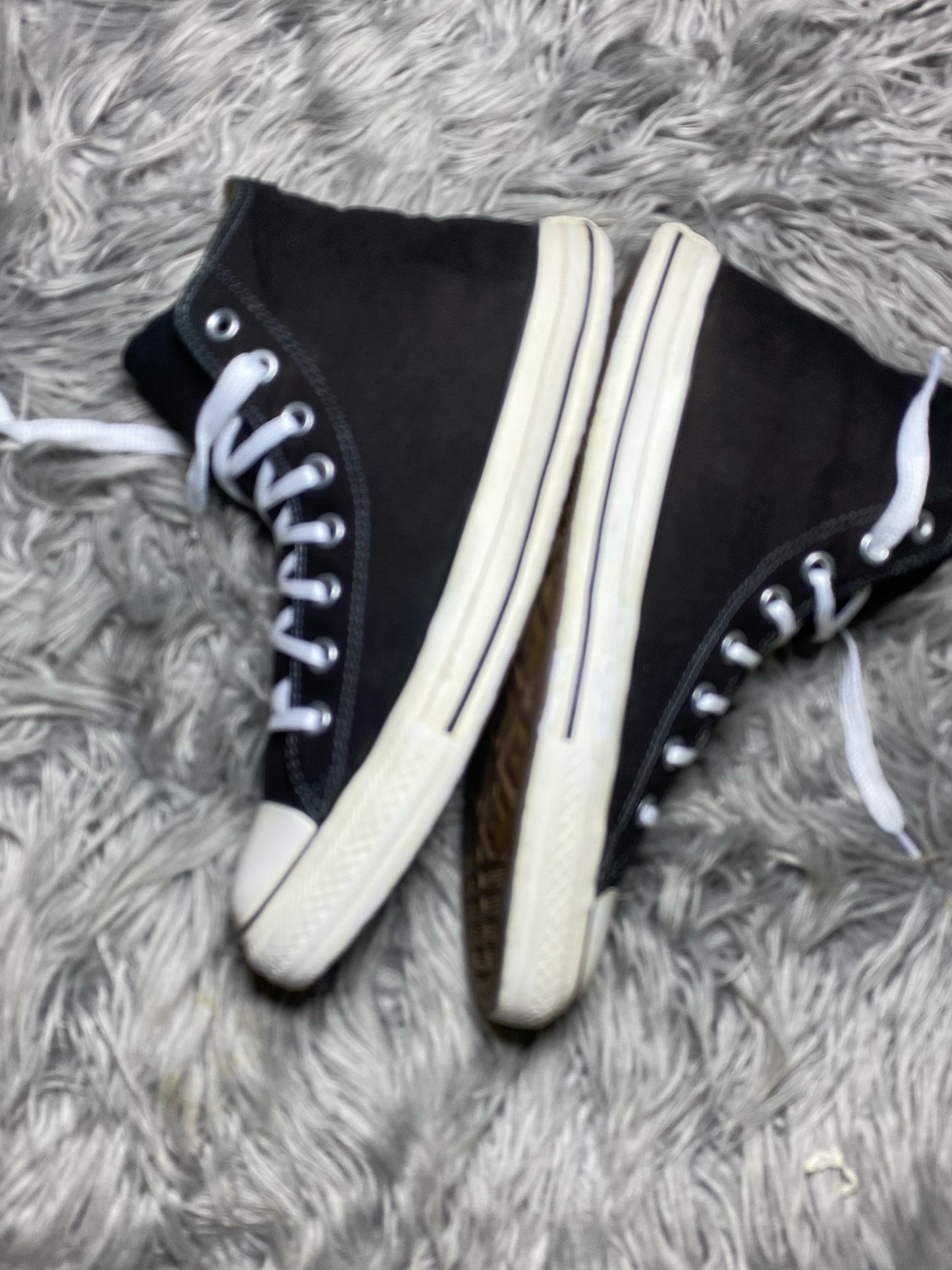 Converse High Top (42.5)