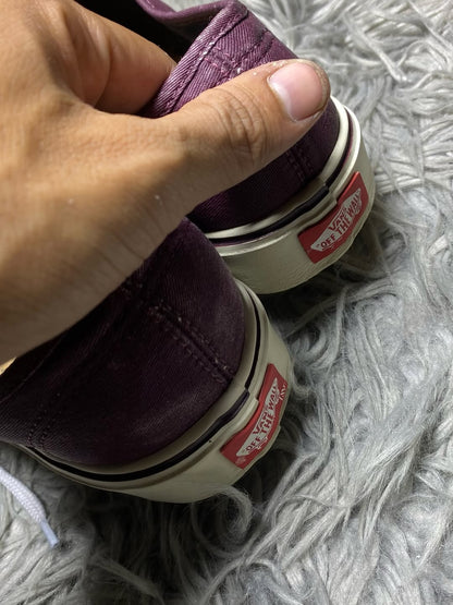 Vans Low Top (42.5) 2540