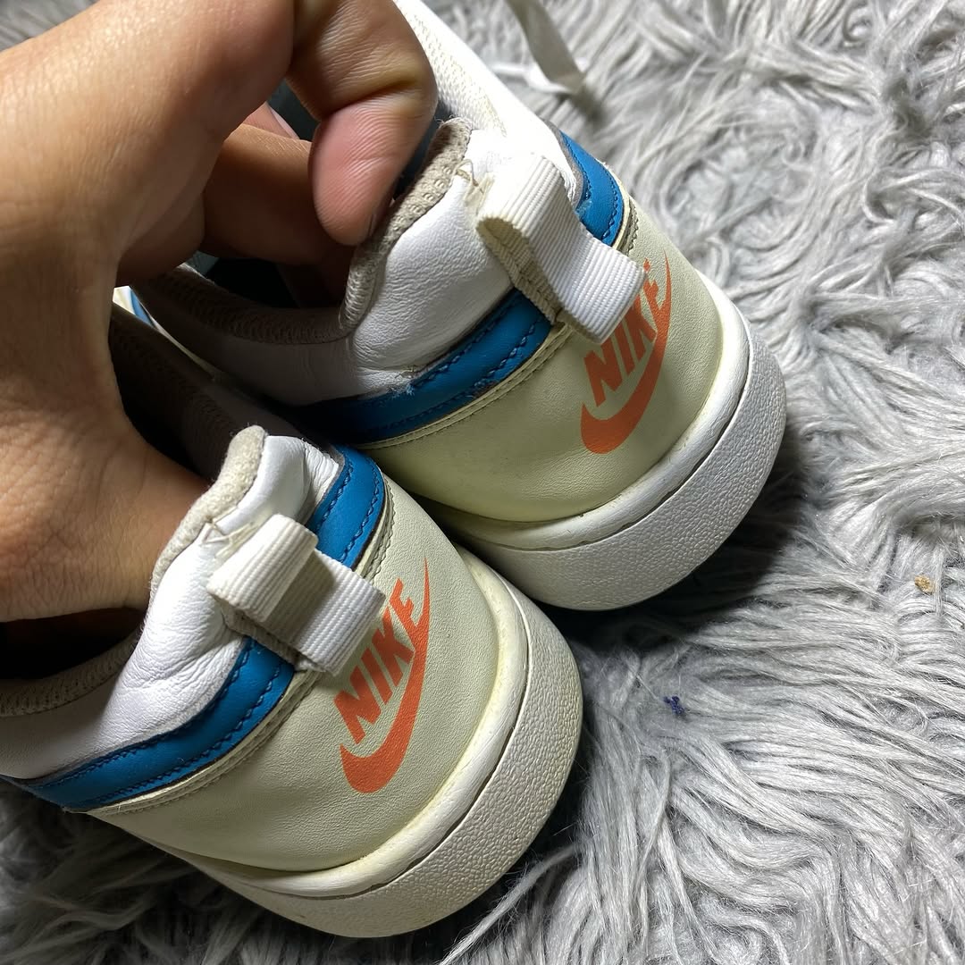 Nike Shoes Size (44)