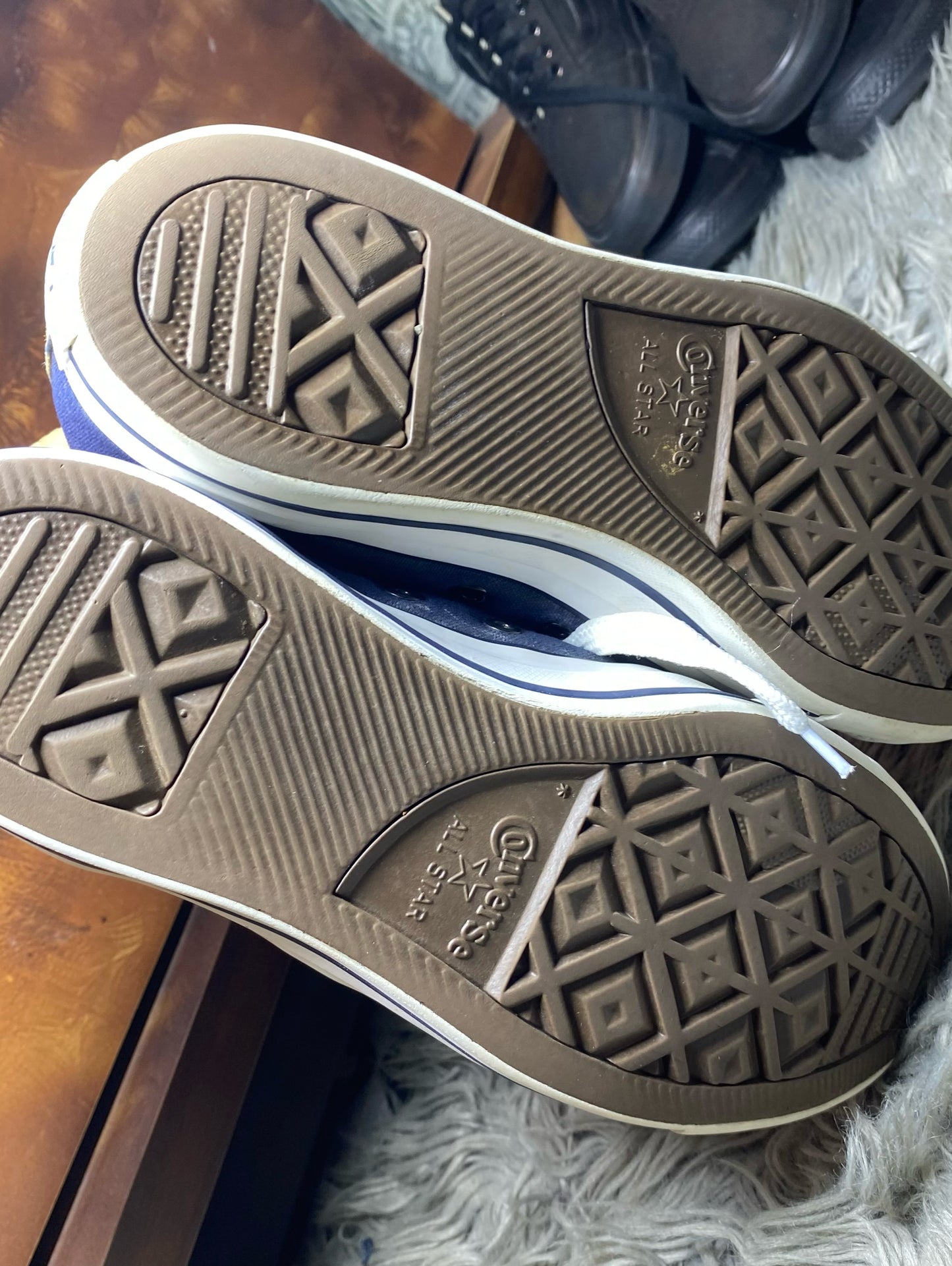 Converse High Top (42.5)