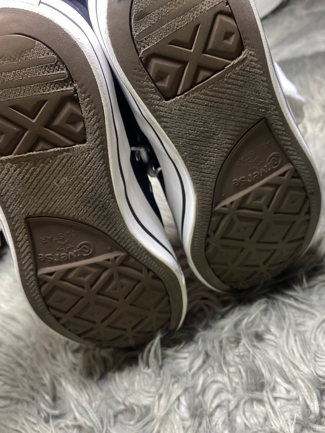 Converse Low Top (41.5)