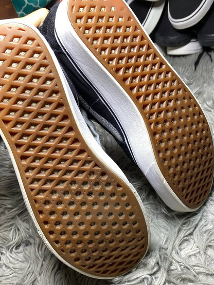 Vans High Top (41)