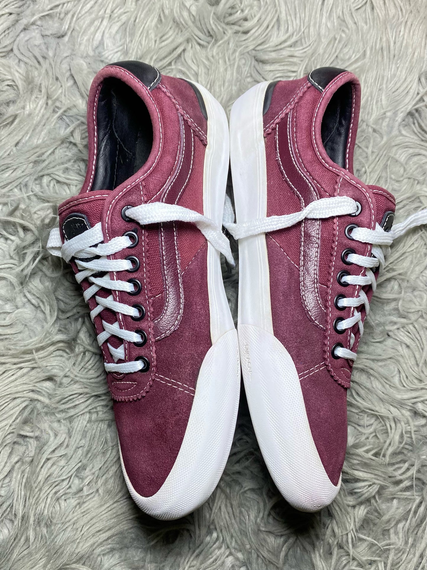 Vans Low Top (42)