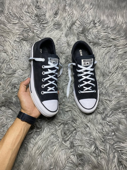 Converse Low Top (41.5)
