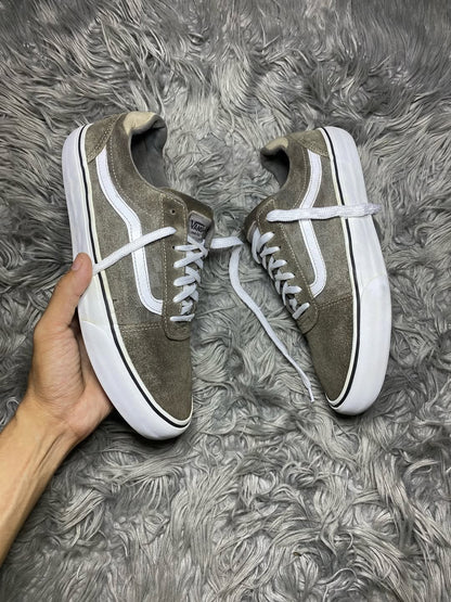 Vans Low Top (42.5)