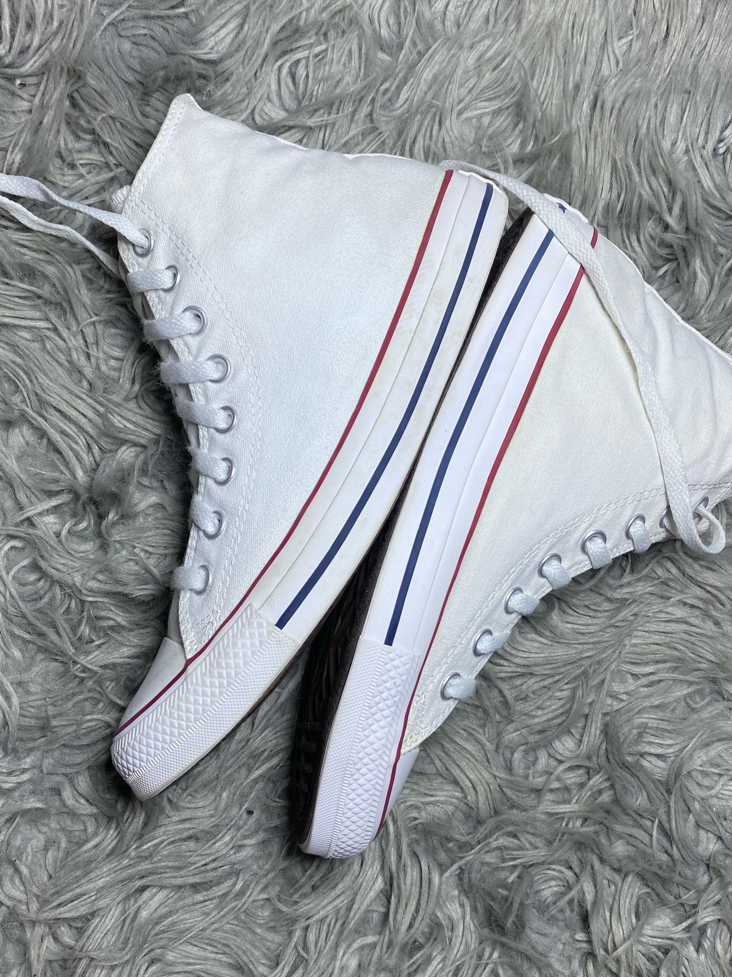 Converse High Top (41.5)