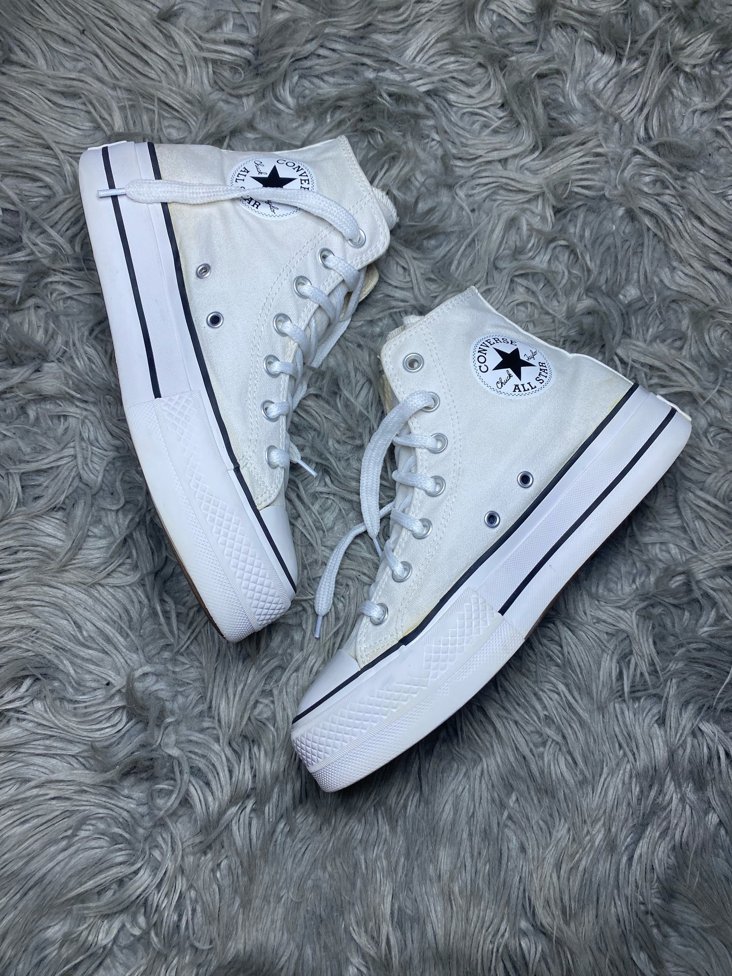 Converse High Top (39)