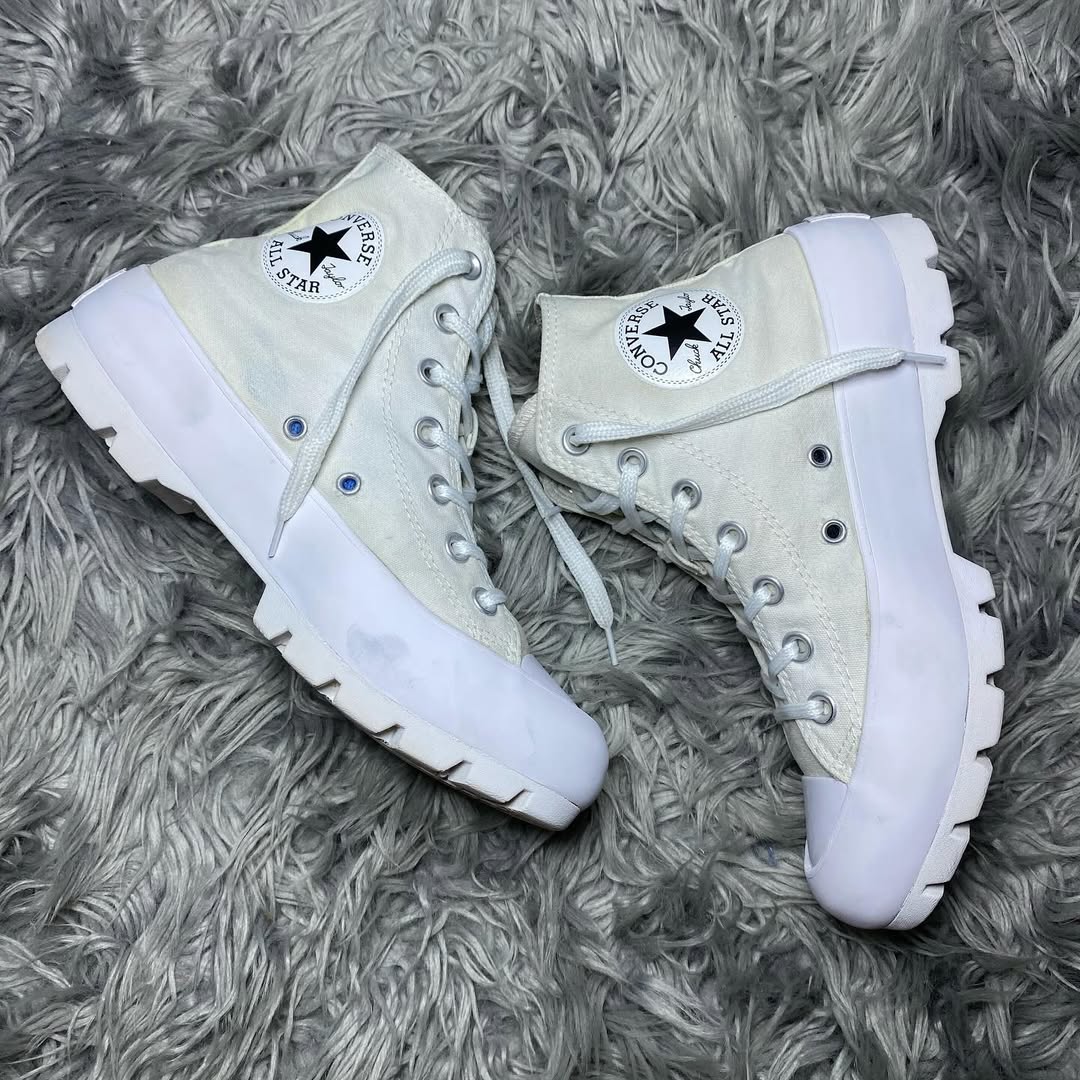 Converse High Top (38)