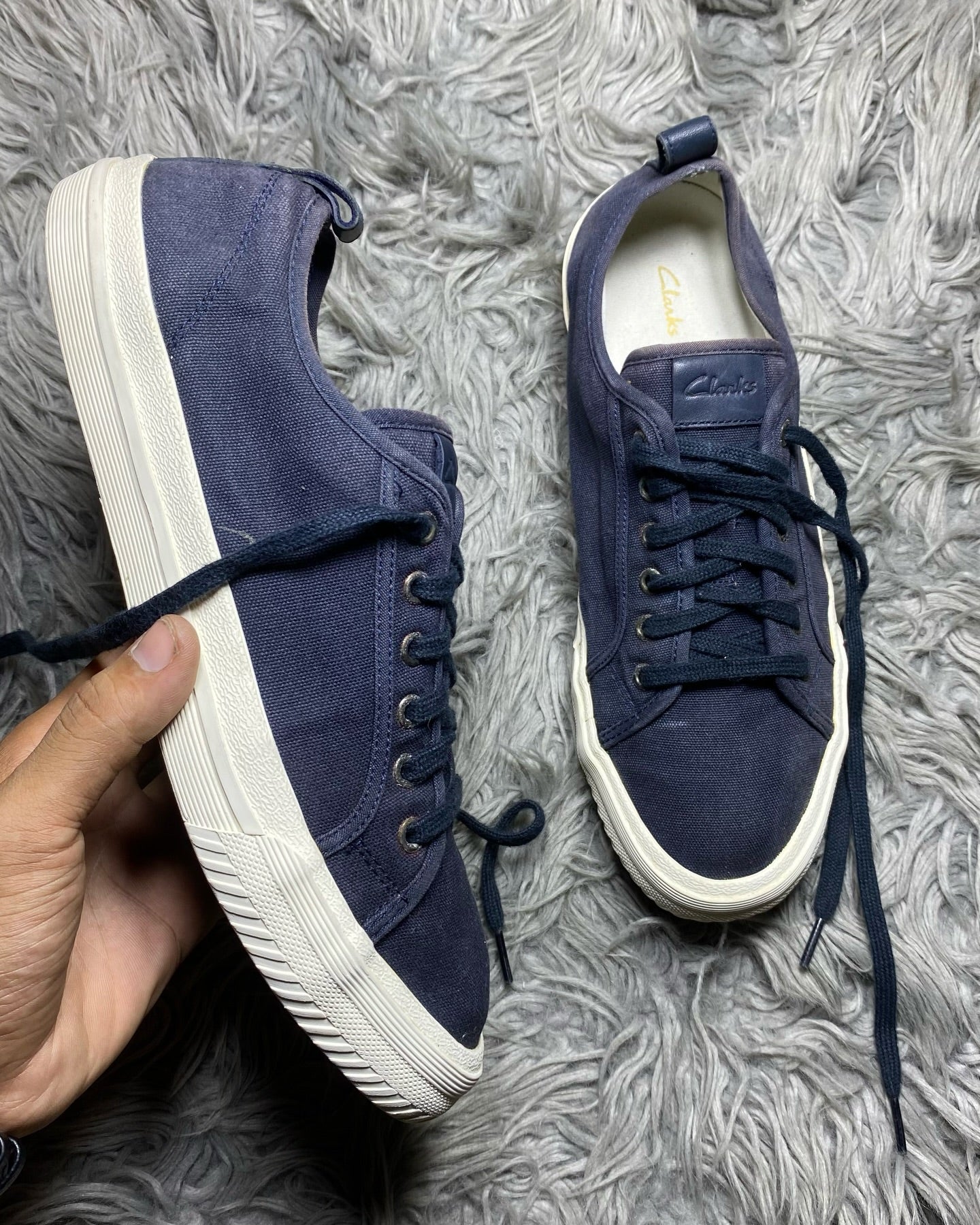 Clarks (44)