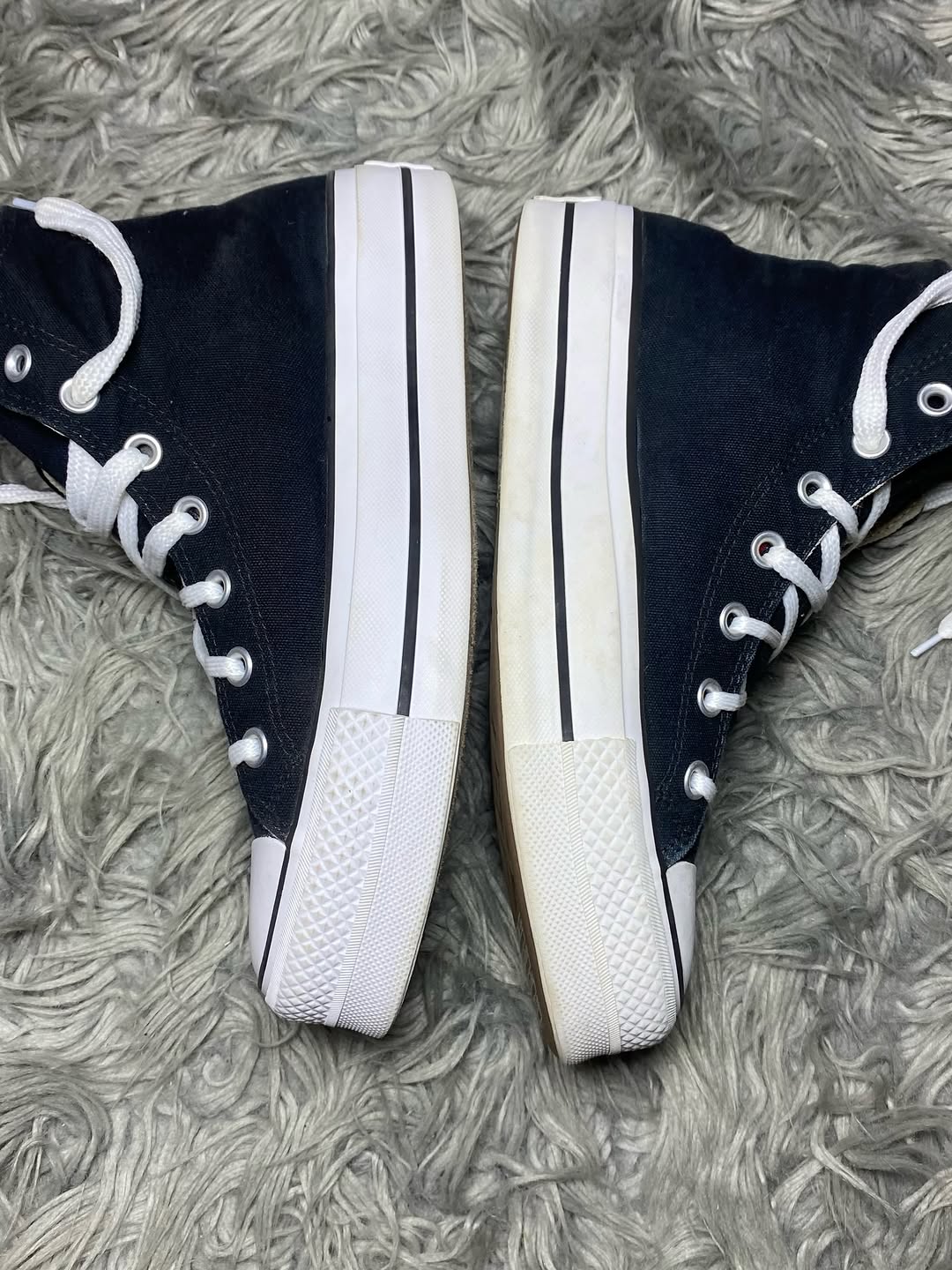 Converse High Top (39.5)2456