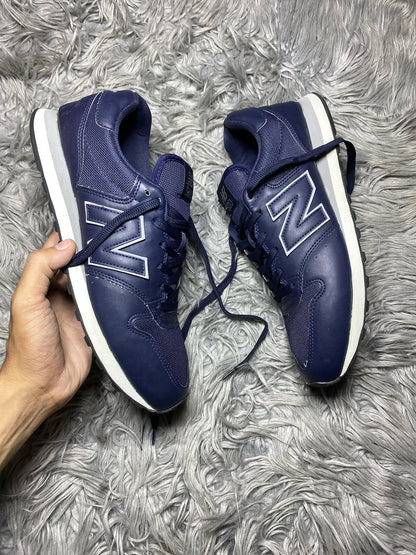 NB Shoes Size (45)