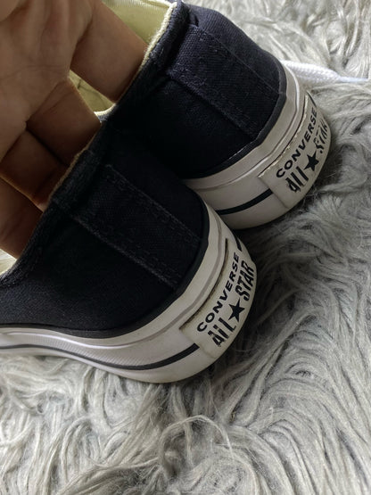 Converse Low Top (38)