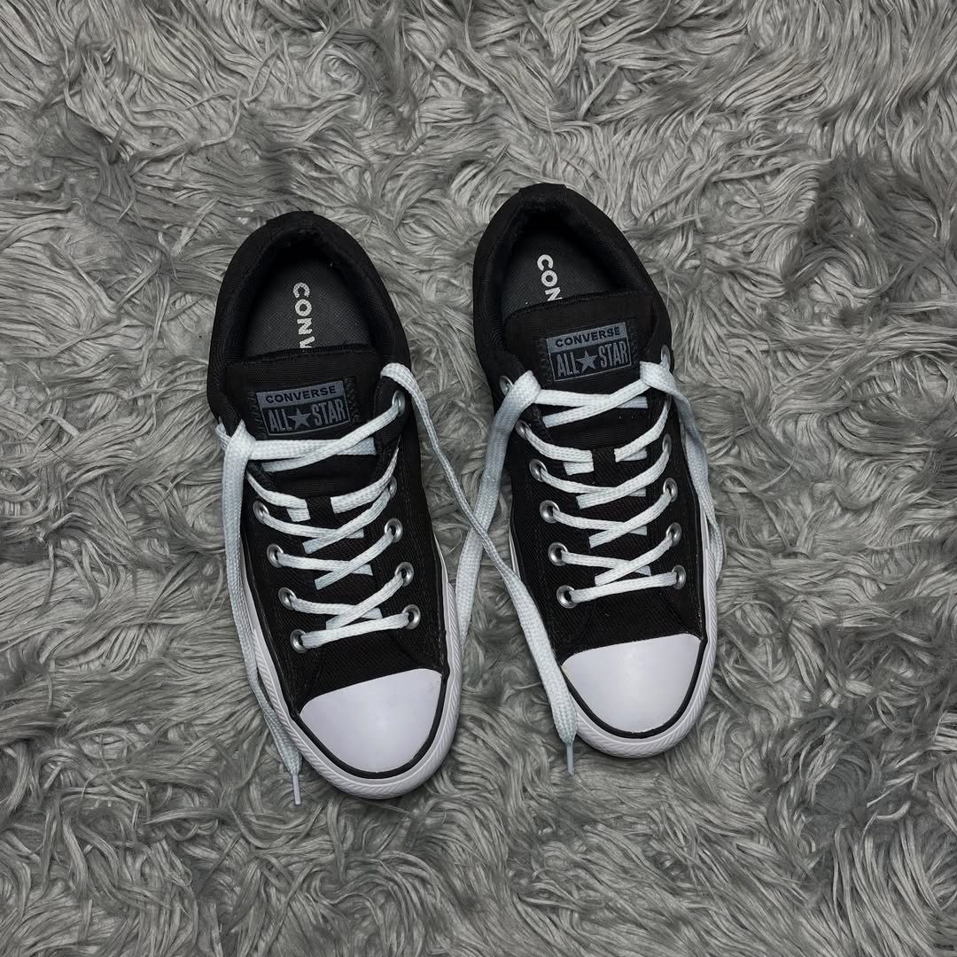 Converse Low Top