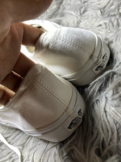Vans Low Top (44)