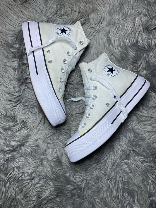Converse High Top (39.5)