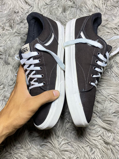 Vans Low Top (41)