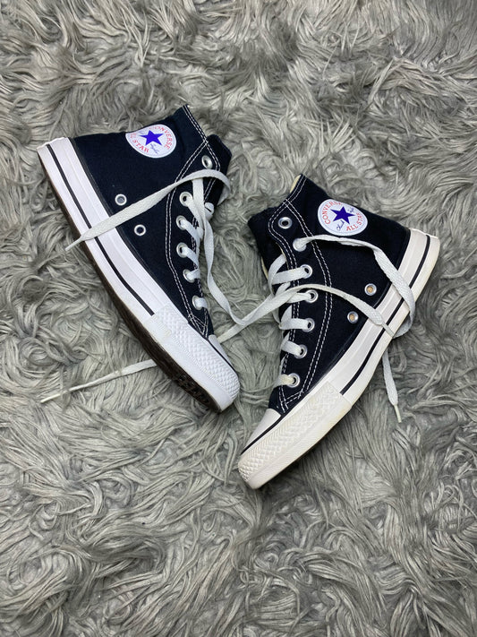 Converse High Top (36.5)