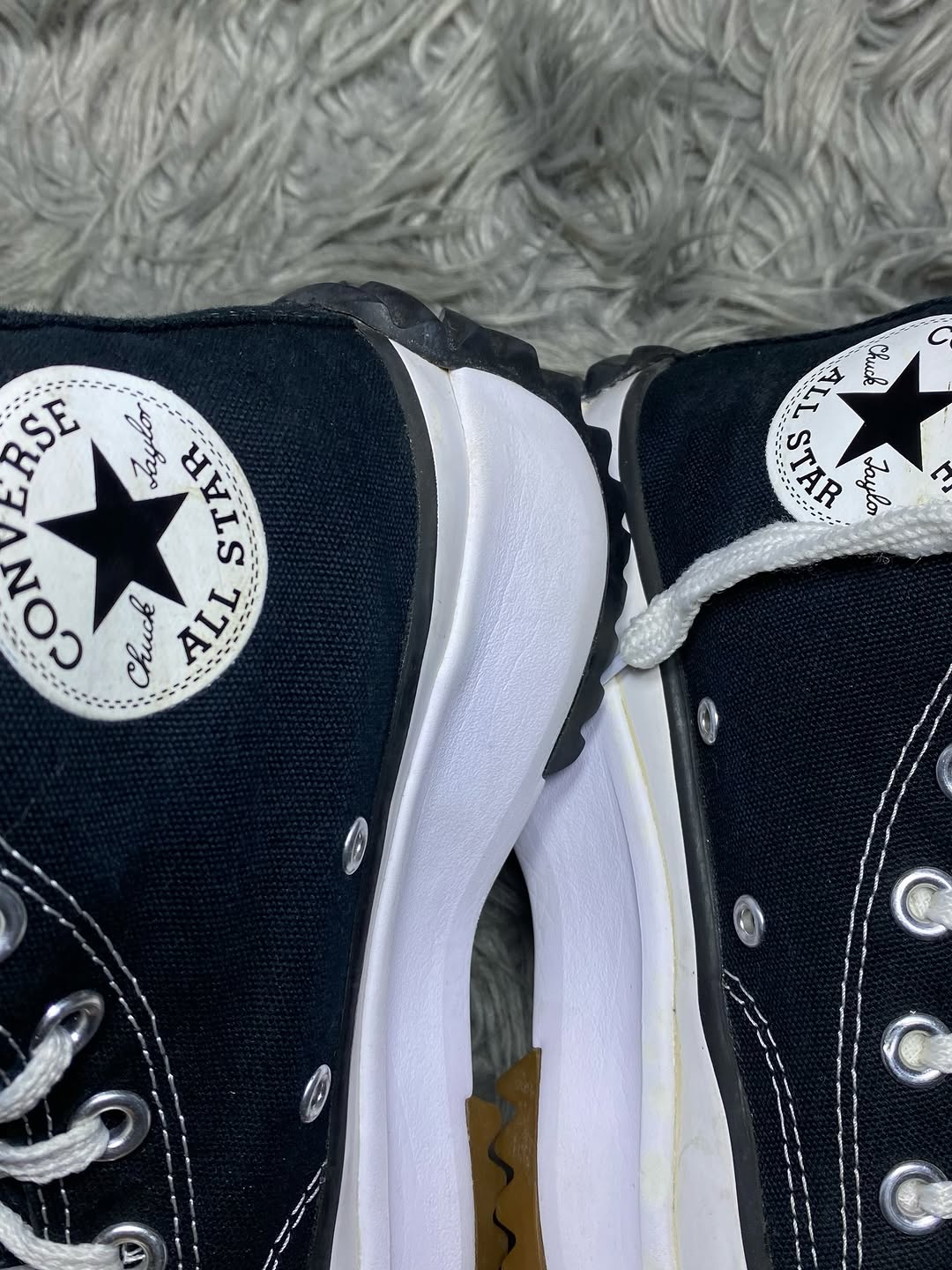Converse High Top (38.5)